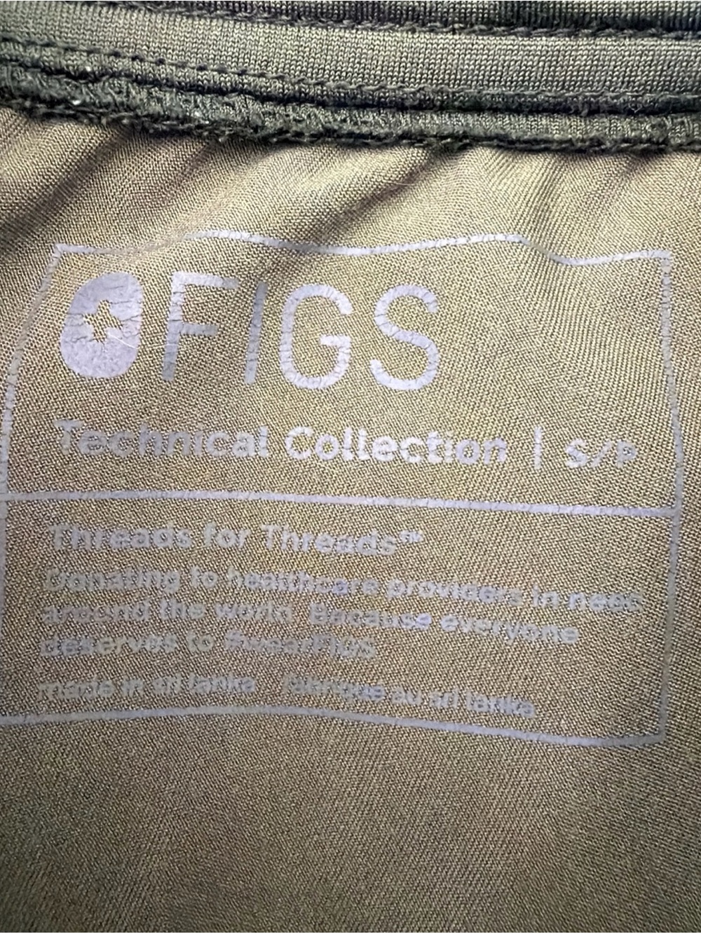 FIGS Women’s S Petite Zamora Scrub Joggers Dark Olive Green Technical Collection - Picture 4 of 7